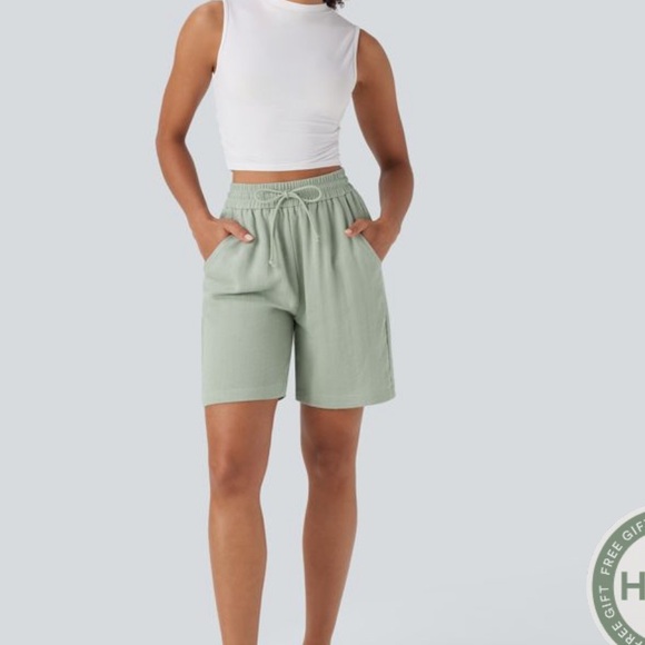 New HALARA high waisted draw string casual linen feel shorts - Picture 2 of 7